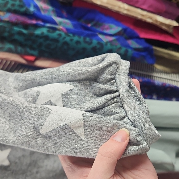 Stary long sleeve top in size large - Picture 2 of 7